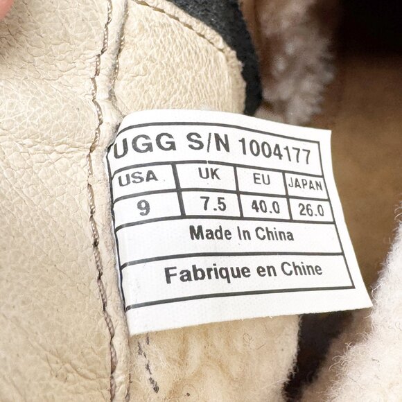 Ugg Womens Black Leather Neenah Side Zip Bootie Sherpa Lining  Size 9 - Picture 8 of 11